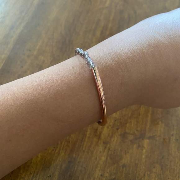 NWOT Rose Gold Toned Bar and Grayish Purple Beads Bracelet - Picture 3 of 5